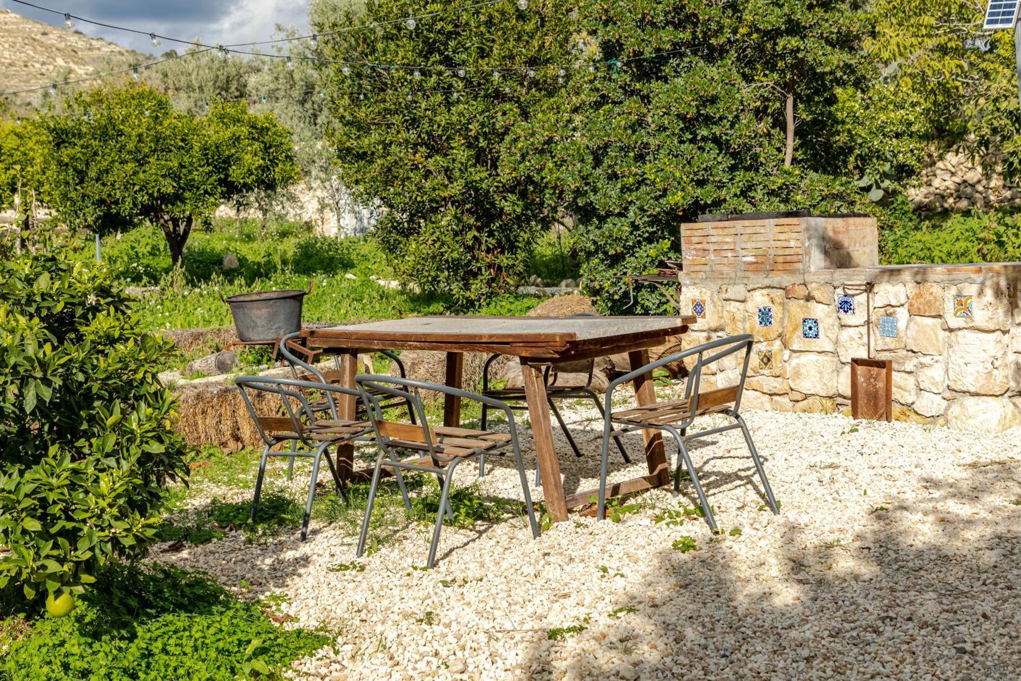 Masseria Usamborgia Noto Exterior photo
